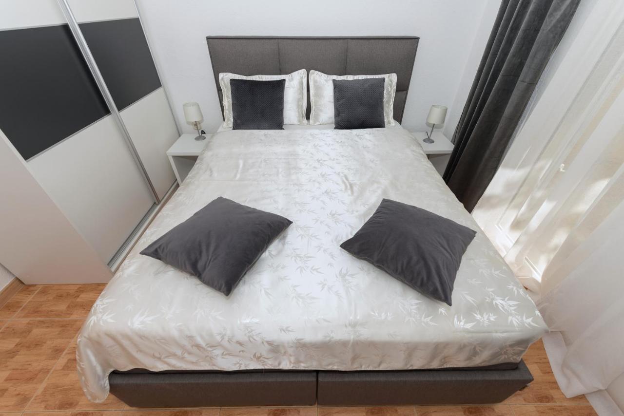 Apartments Tila Драшнице Экстерьер фото