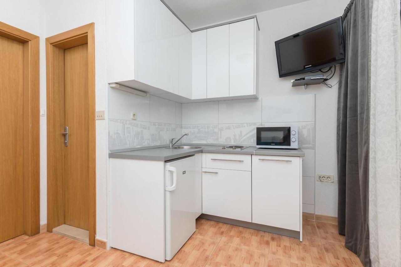 Apartments Tila Драшнице Экстерьер фото