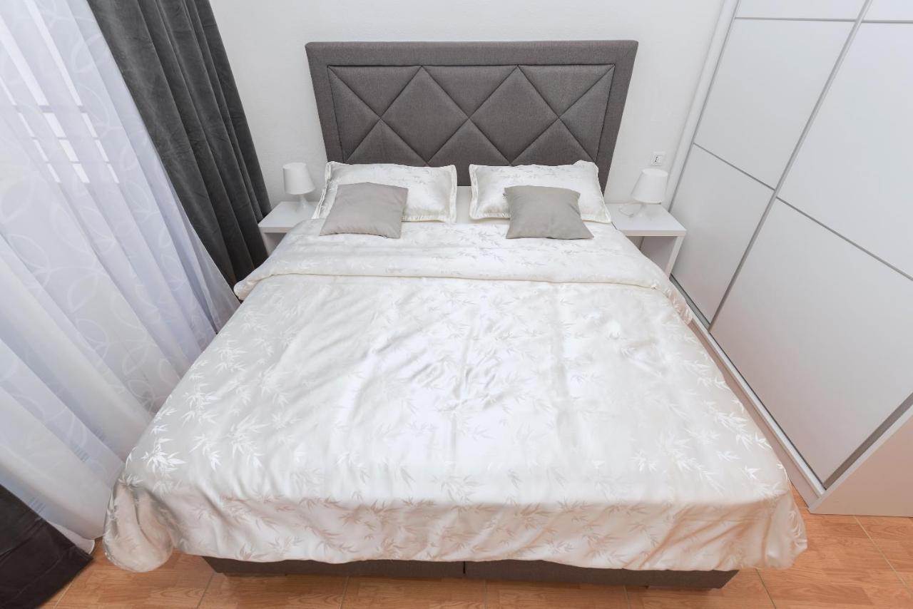 Apartments Tila Драшнице Экстерьер фото